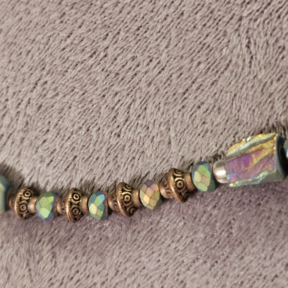Hand Crafted Titanium Quartz Necklace And Earrings Set - Picture 5 of 8